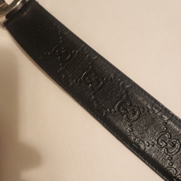 Gucci leather belt with logo buckle size 44" in VGUC - Picture 3 of 10
